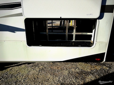 2024 Grand Design Solitude 380FL RV Photo 4