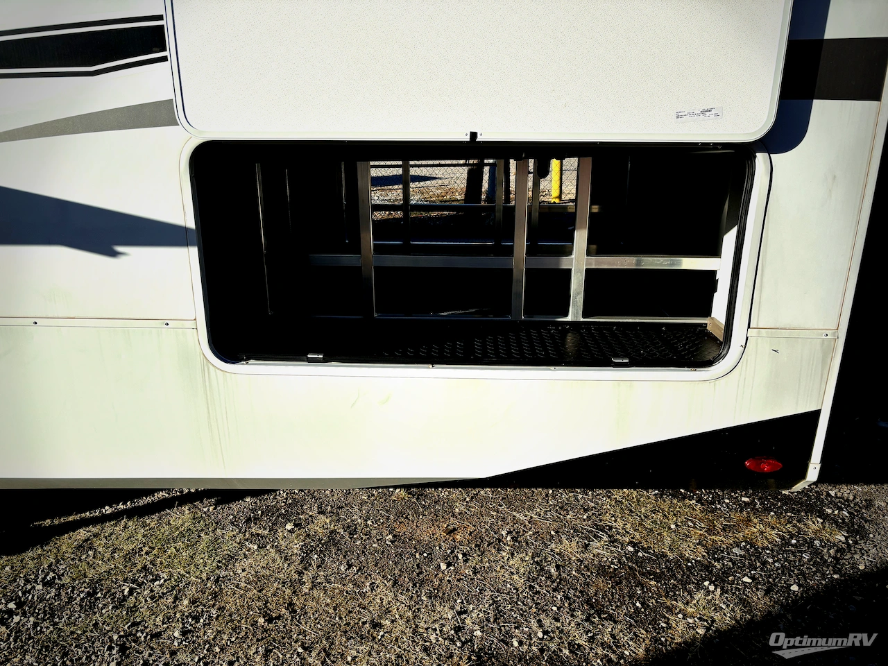 2024 Grand Design Solitude 380FL Photo 19