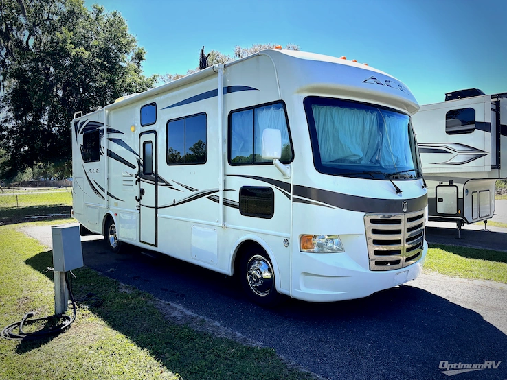 2011 Thor ACE 29 1 RV Photo 1
