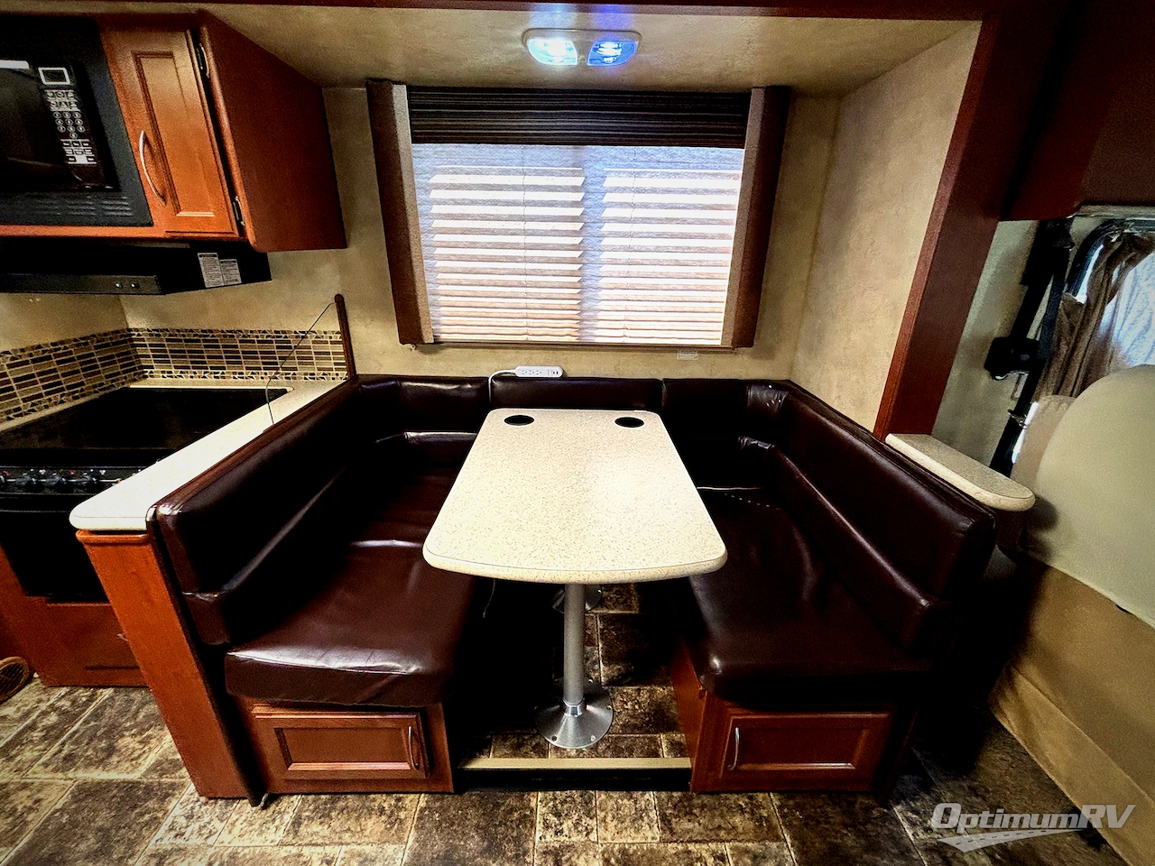 2011 Thor ACE 29 1 Photo 11