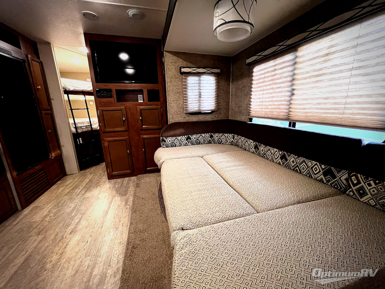 2017 Coachmen Freedom Express 275BHS Photo 20