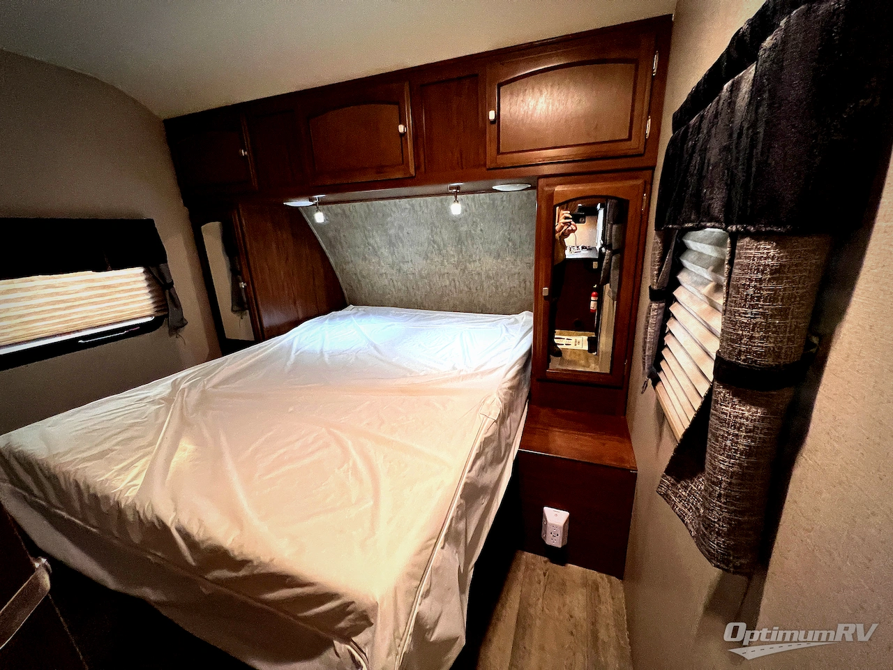 2017 Coachmen Freedom Express 275BHS Photo 33