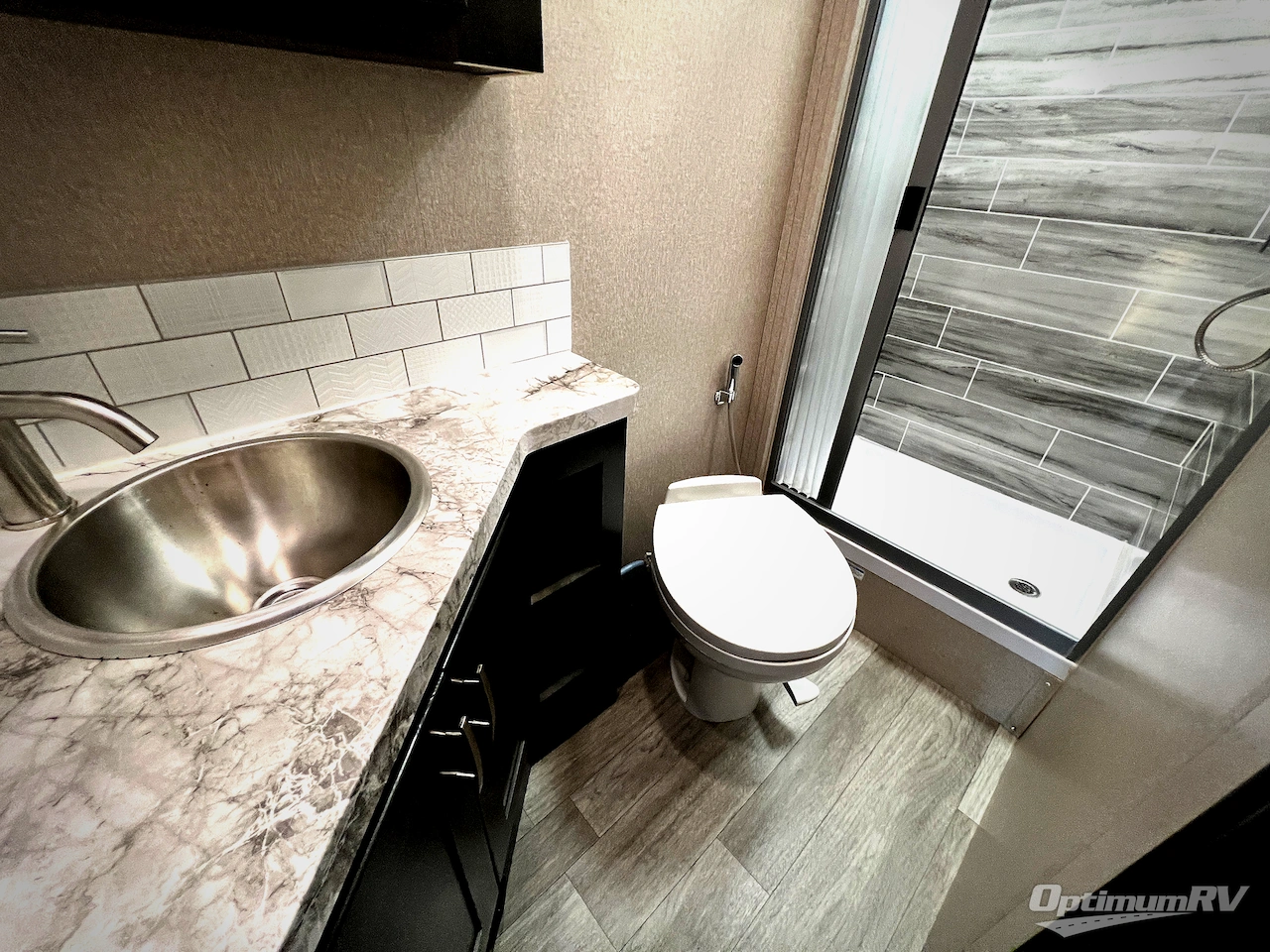 2022 Dynamax isata 3 24FW Photo 17