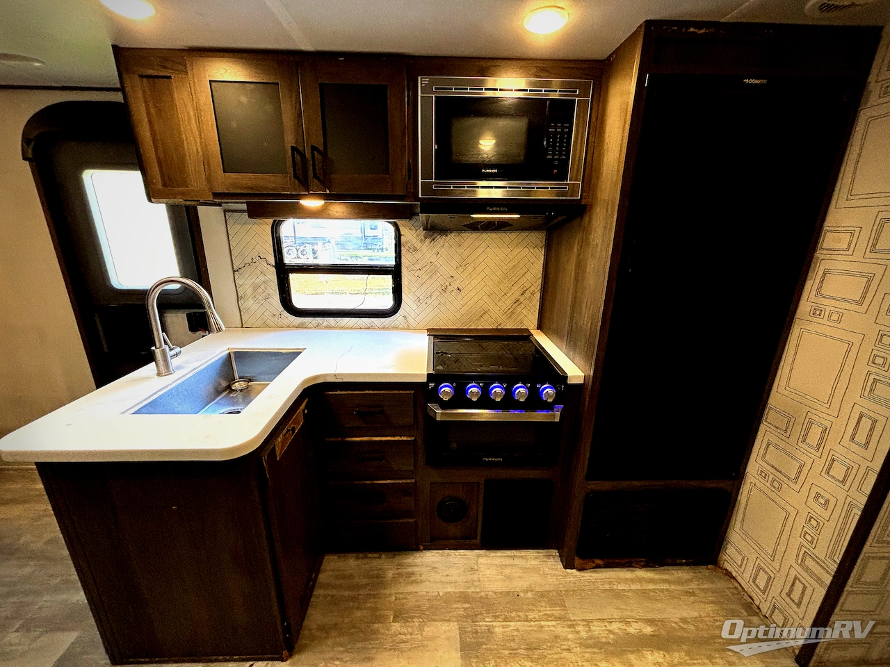 2021 Prime Time Tracer 31BHD Photo 6