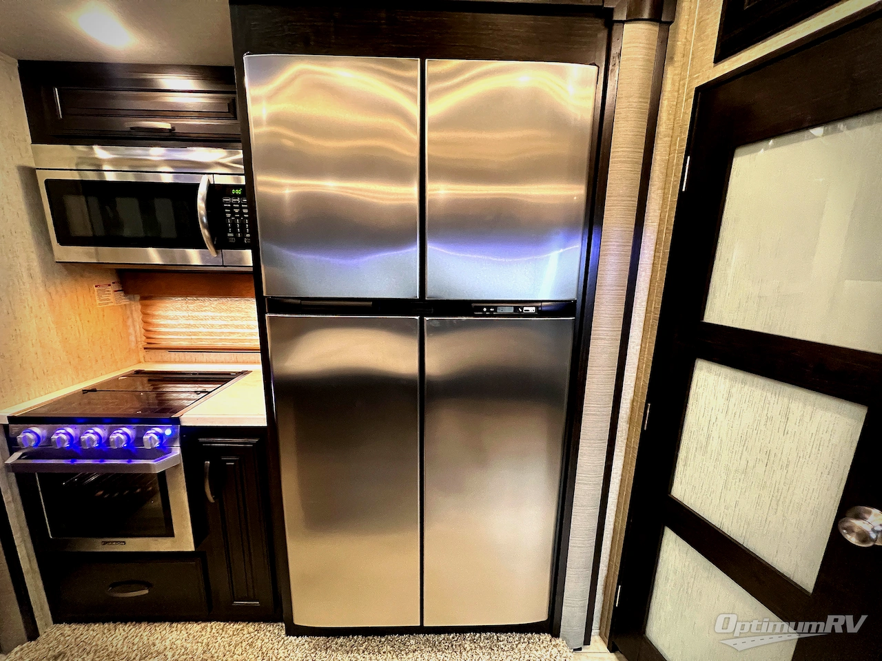 2019 Grand Design Momentum M-Class 398M Photo 15