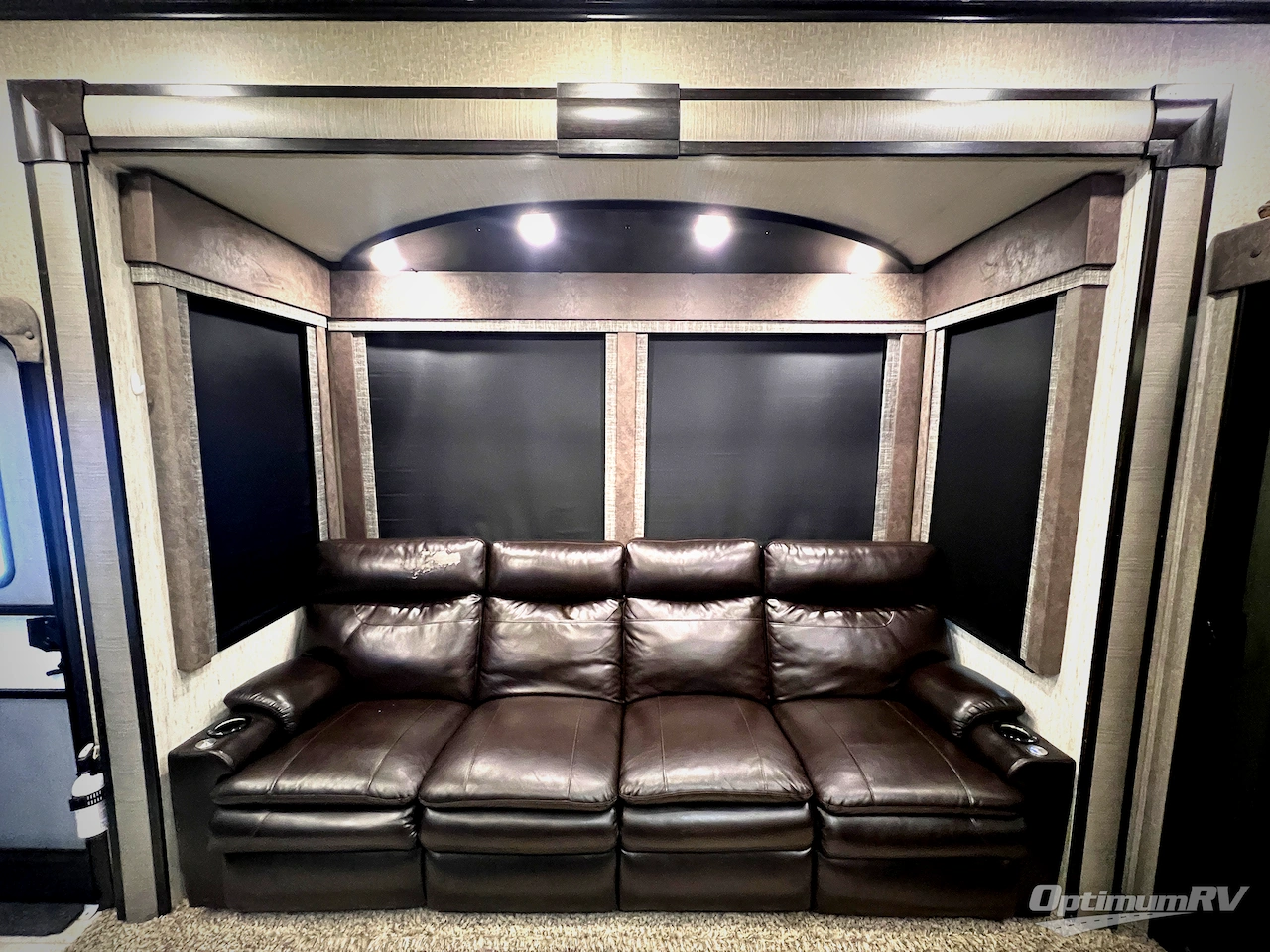 2019 Grand Design Momentum M-Class 398M Photo 21