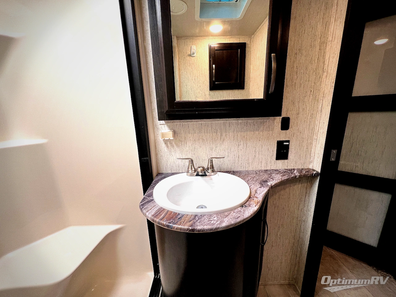 2019 Grand Design Momentum M-Class 398M Photo 29