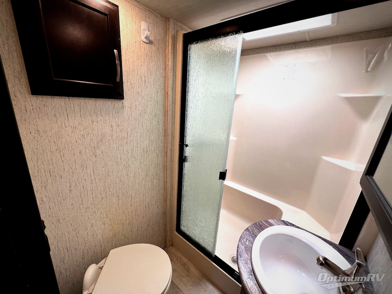 2019 Grand Design Momentum M-Class 398M Photo 33