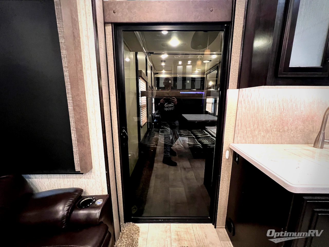 2019 Grand Design Momentum M-Class 398M Photo 44