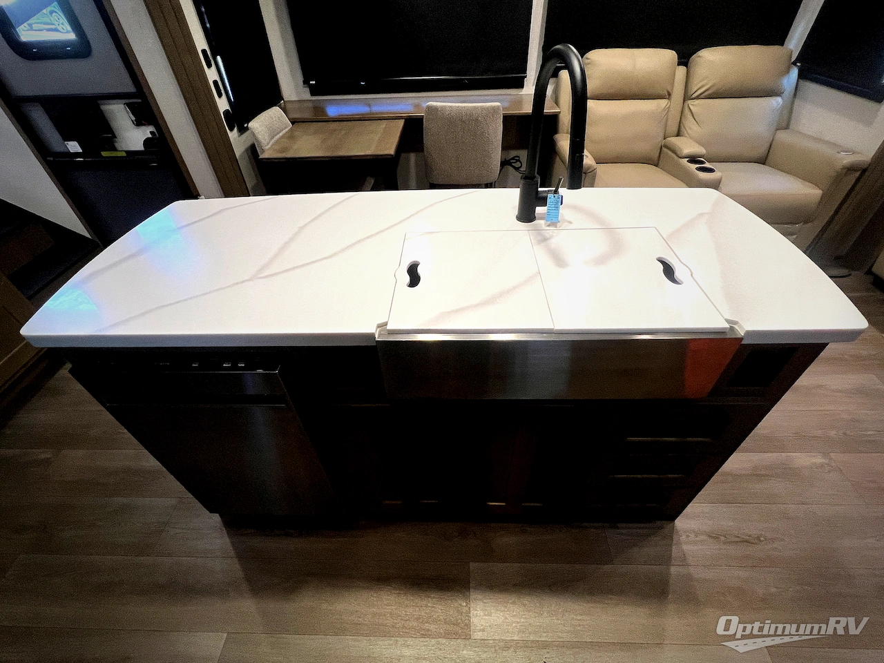 2025 KZ Durango Gold G310RLQ Photo 30