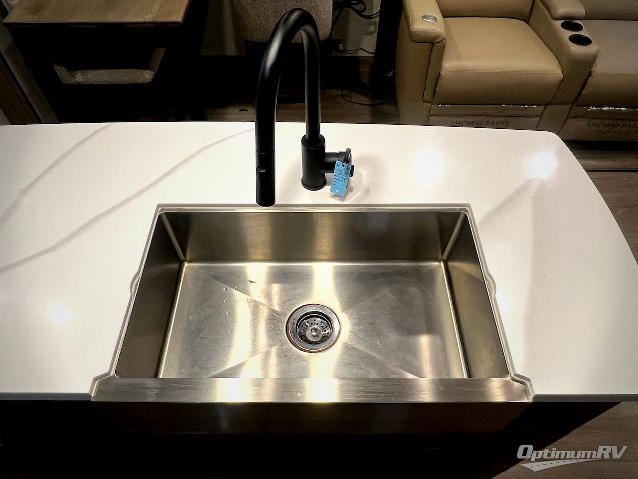 2025 KZ Durango Gold G310RLQ Photo 31