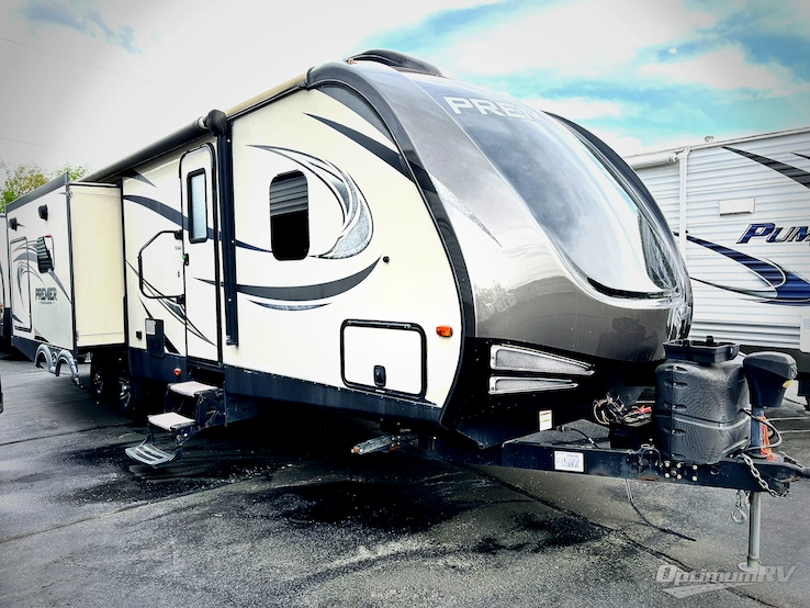 2017 Keystone Premier Ultra Lite 30RIPR RV Photo 1