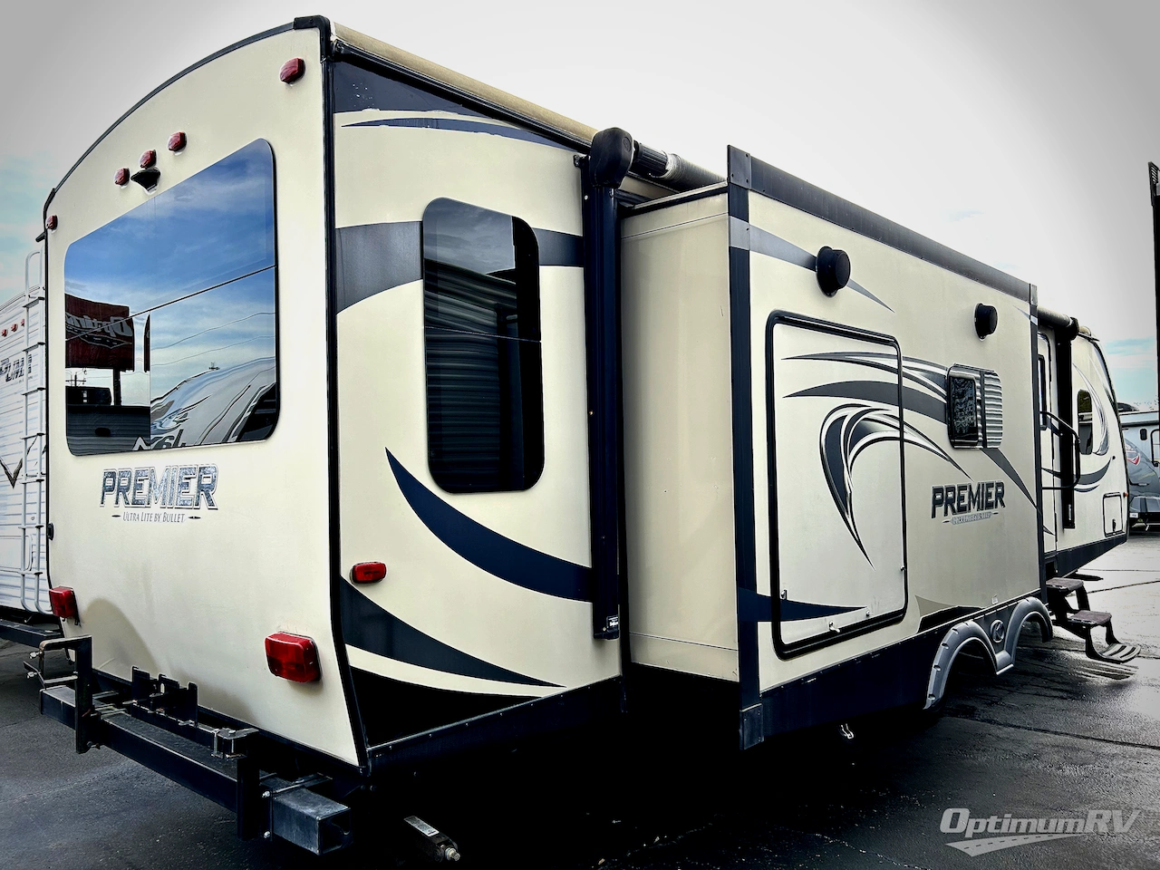 2017 Keystone Premier Ultra Lite 30RIPR Photo 2