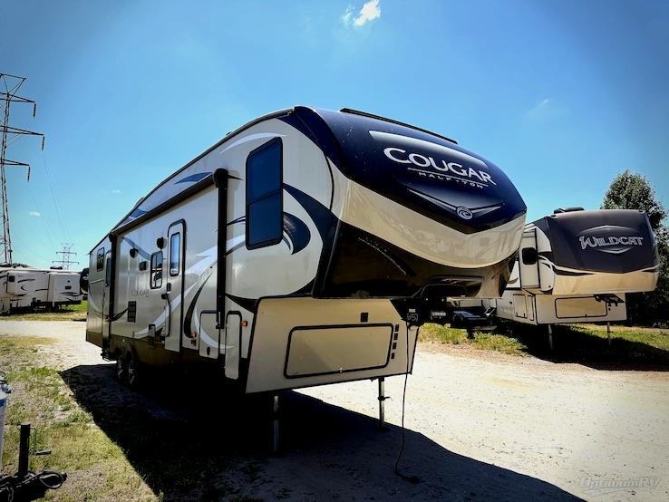 2019 Keystone Cougar Half-Ton Series 32BHS RV Photo 1