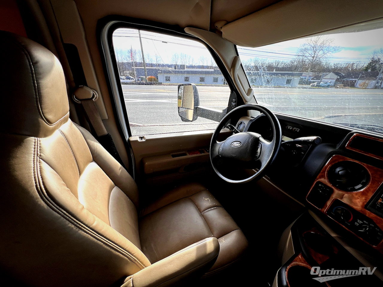 2017 Thor Four Winds 31E Bunkhouse Photo 5