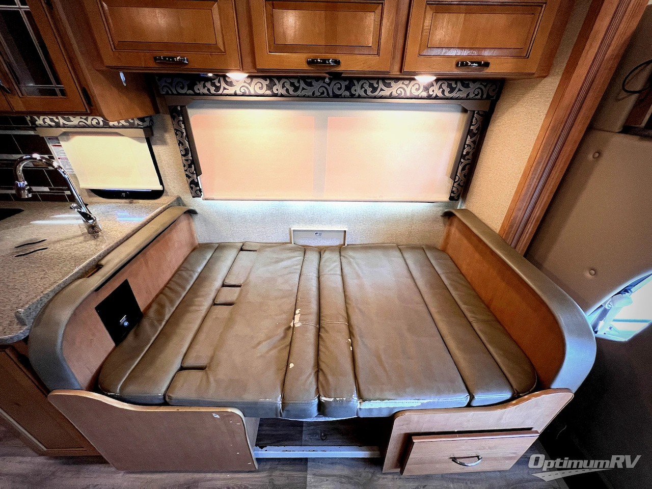 2017 Thor Four Winds 31E Bunkhouse Photo 15