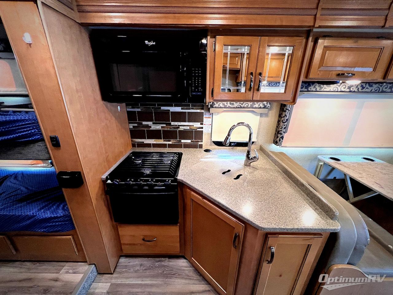 2017 Thor Four Winds 31E Bunkhouse Photo 17