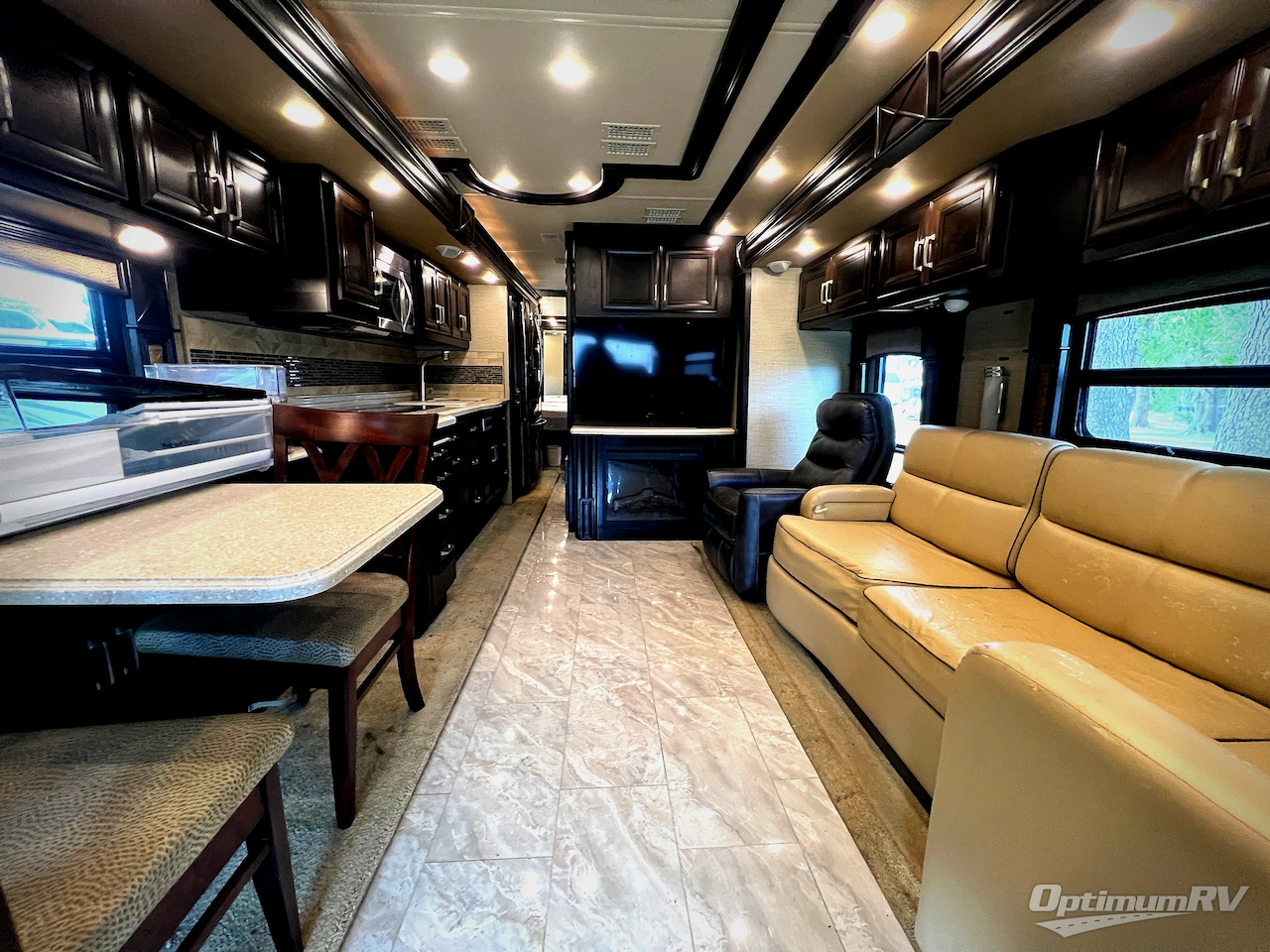 2015 American Coach American Revolution 39A Photo 22