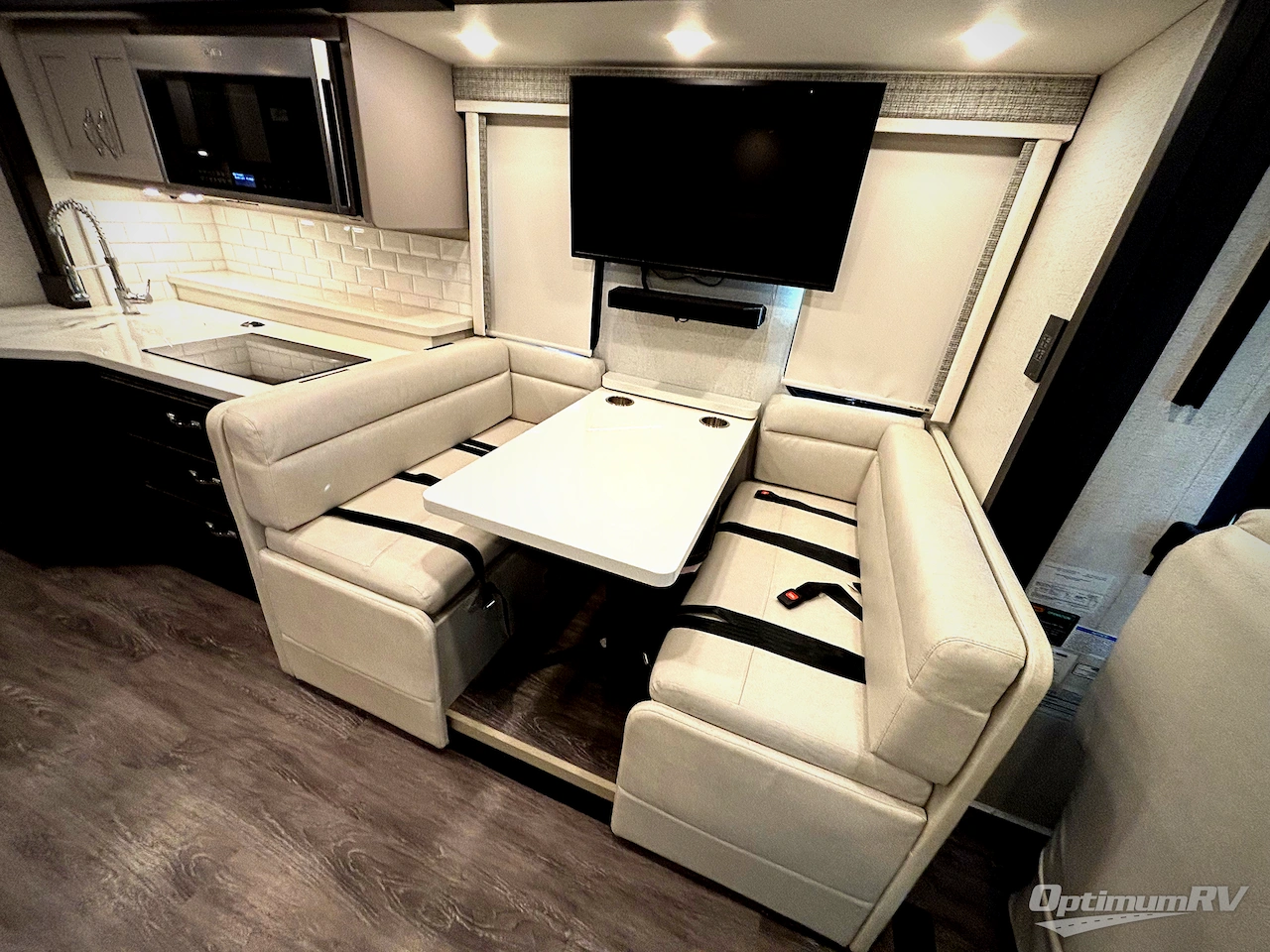 2024 Thor Palazzo 37.6 Photo 9