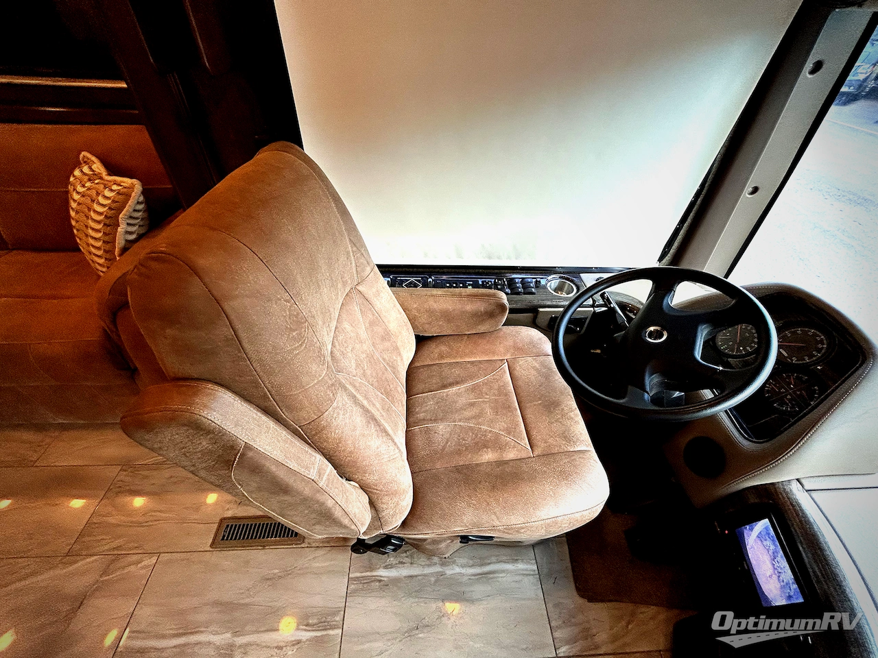 2018 Thor Aria 3901 Photo 6