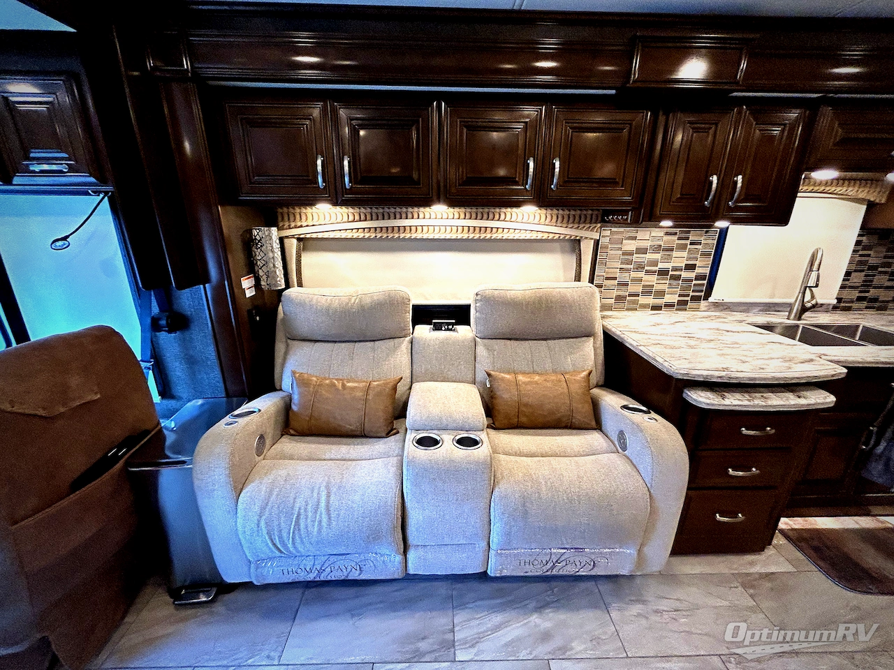 2018 Thor Aria 3901 Photo 9