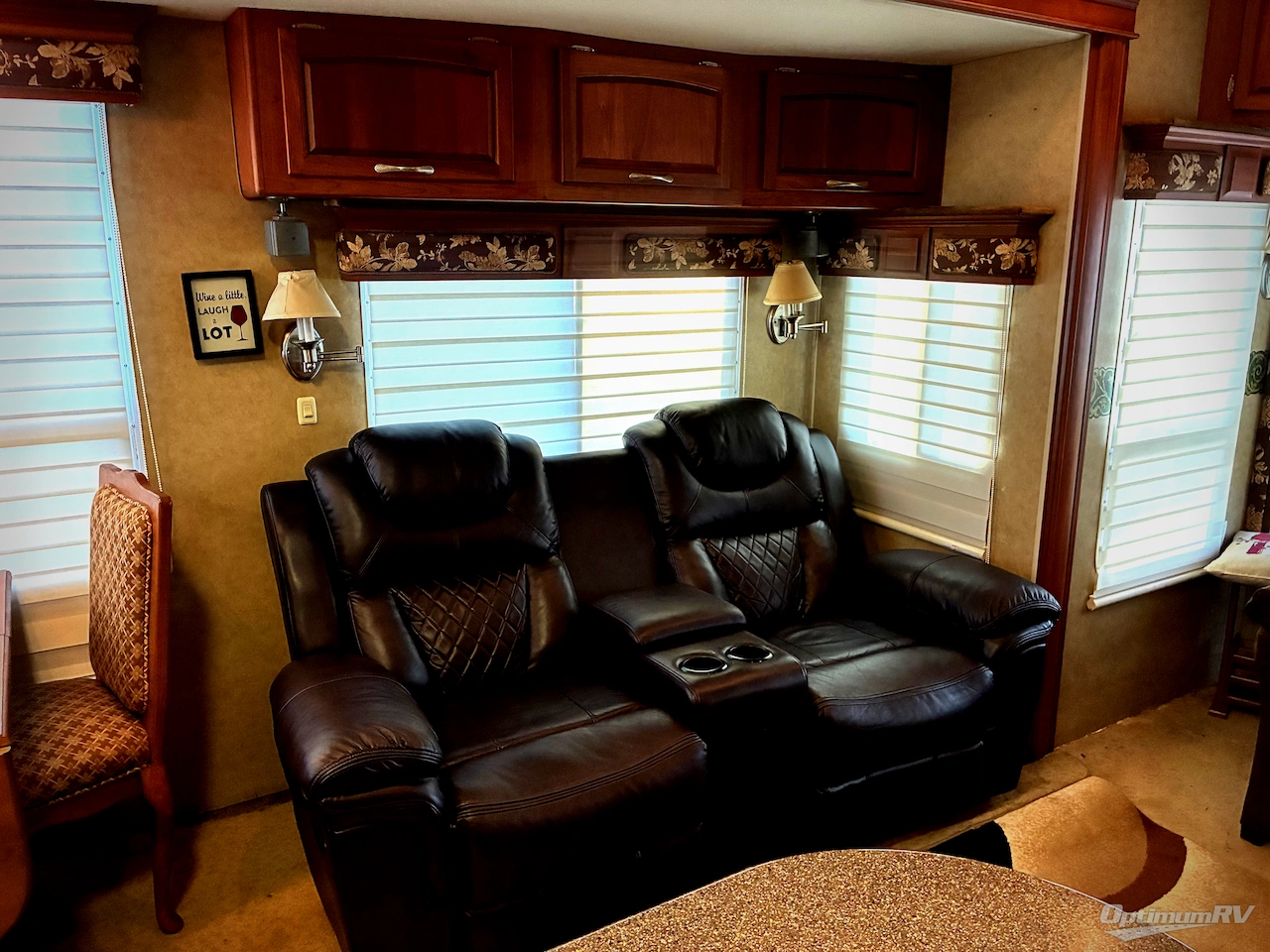 2009 Holiday Rambler Presidential Suite 36 RLT Photo 5