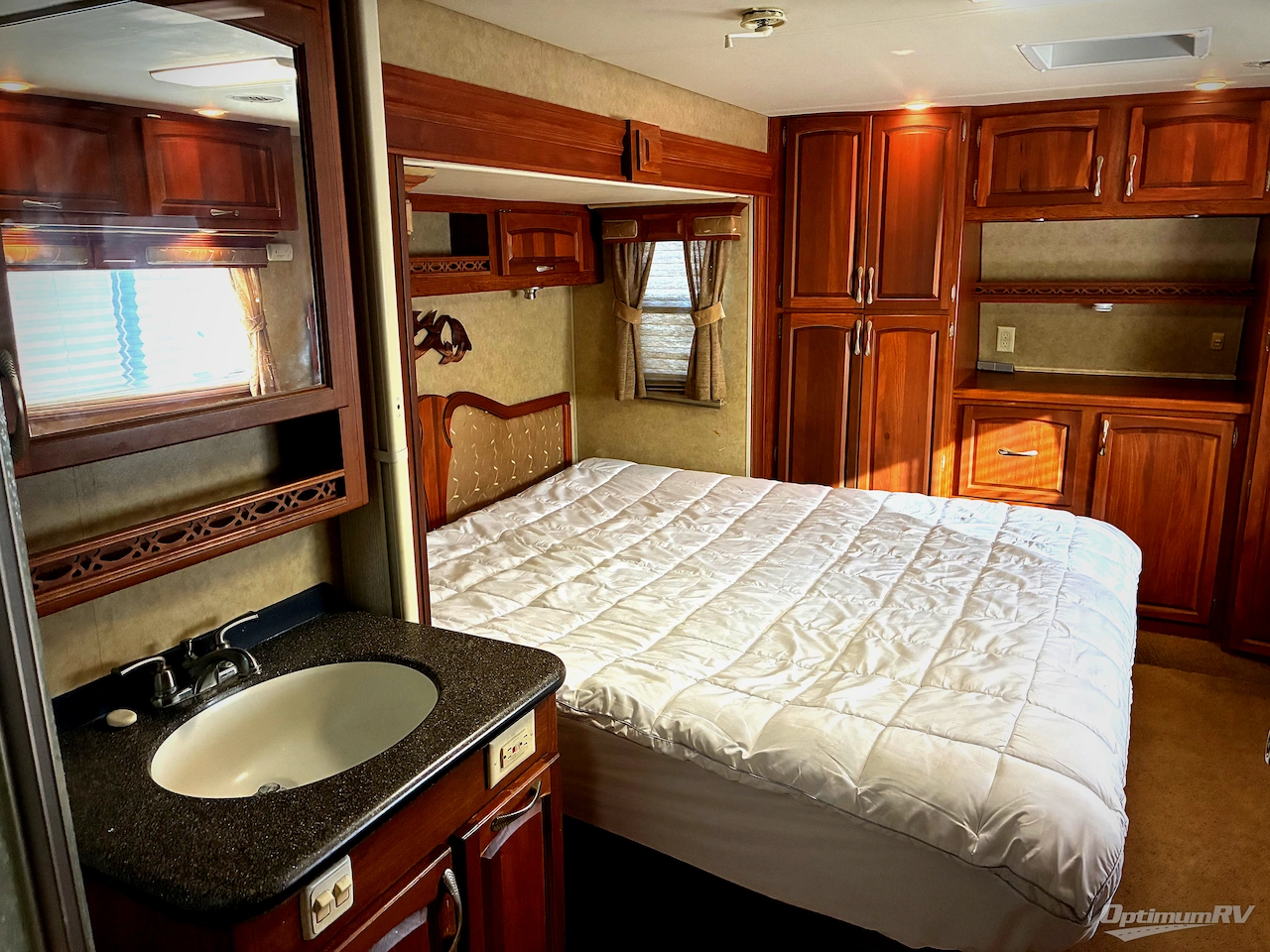 2009 Holiday Rambler Presidential Suite 36 RLT Photo 13