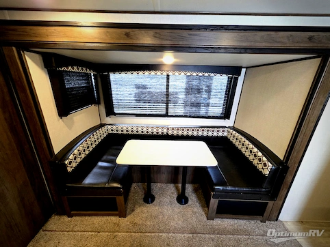 2021 Prime Time Avenger 24BHS RV Photo 2