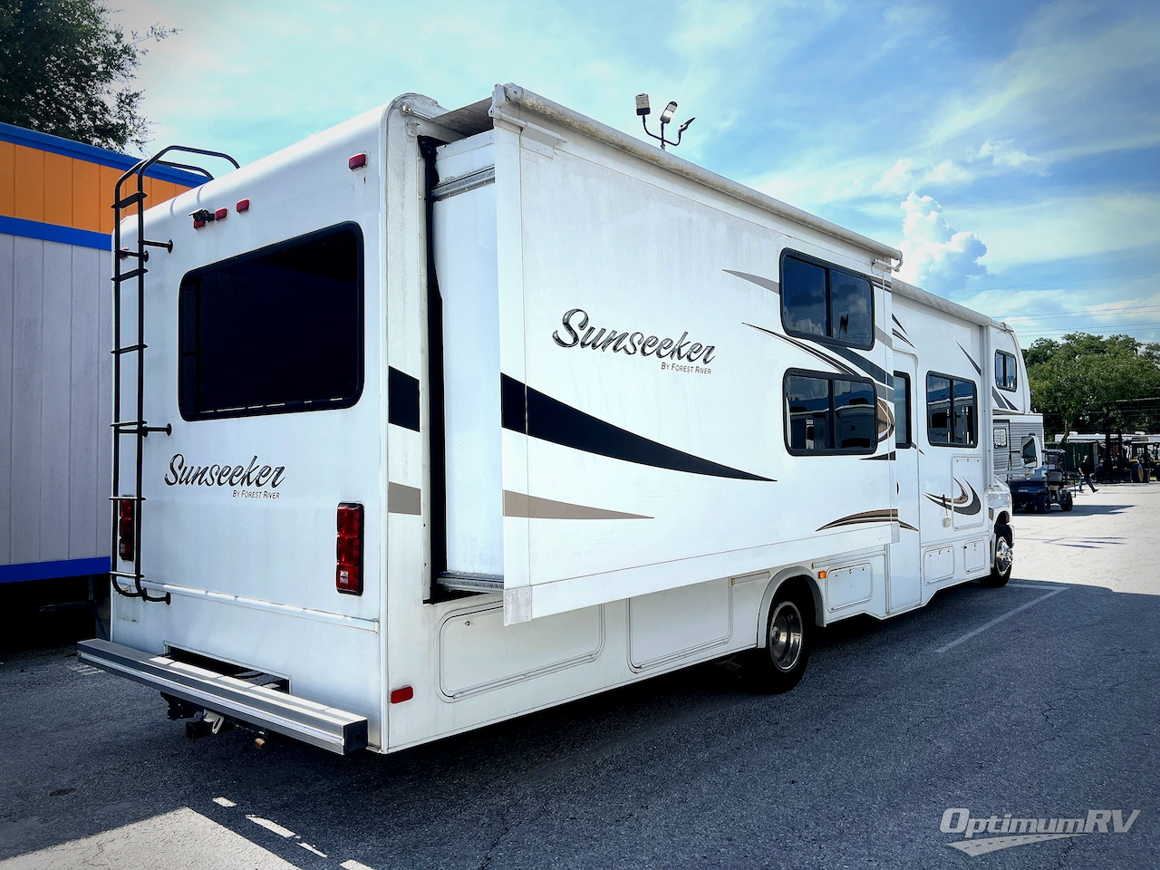 2015 Forest River Sunseeker 3170DS Ford Photo 3