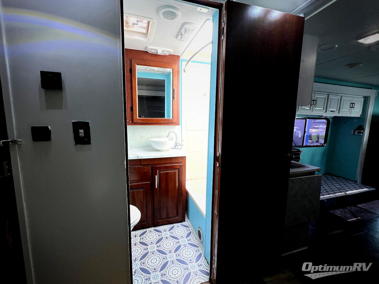 2015 Forest River Sunseeker 3170DS Ford Photo 16