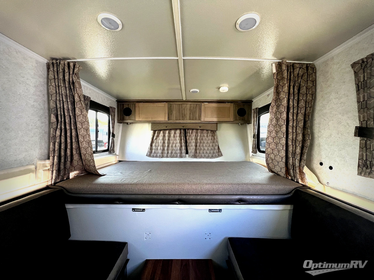 2022 TrailManor 2720 Series 2720QB Photo 7