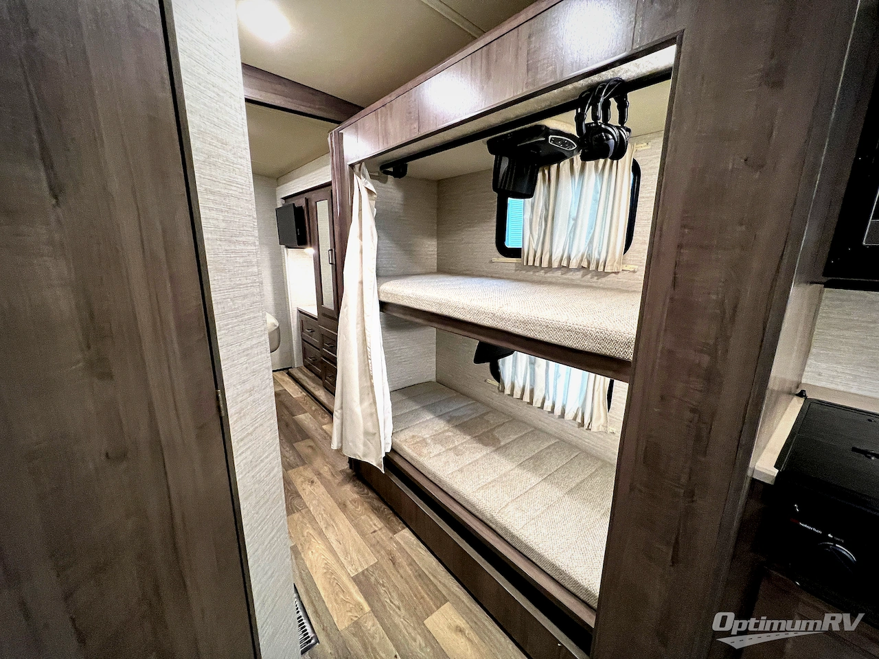 2020 Winnebago Vista 31B Photo 29