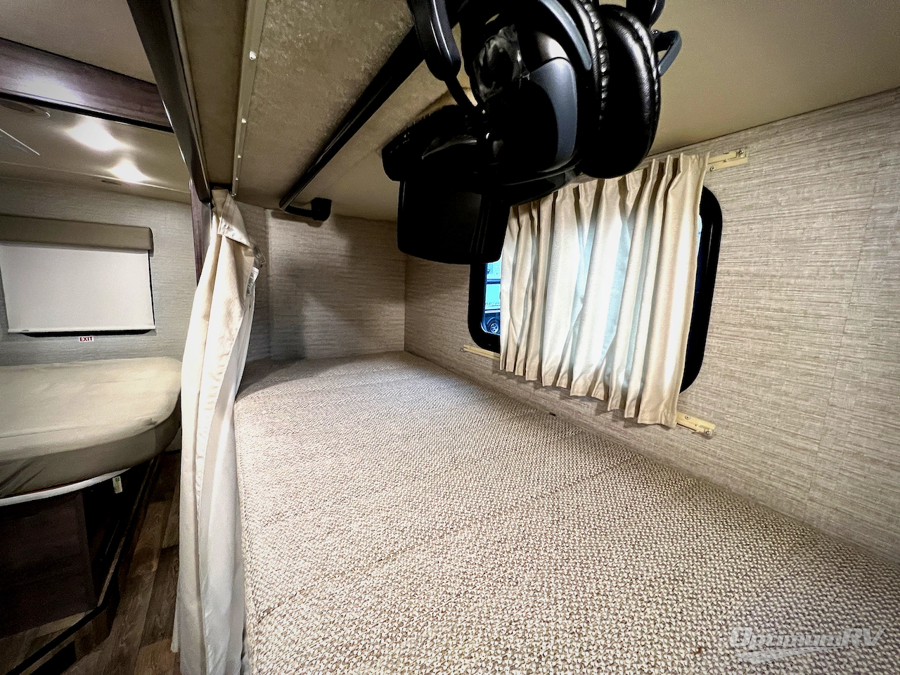 2020 Winnebago Vista 31B Photo 31