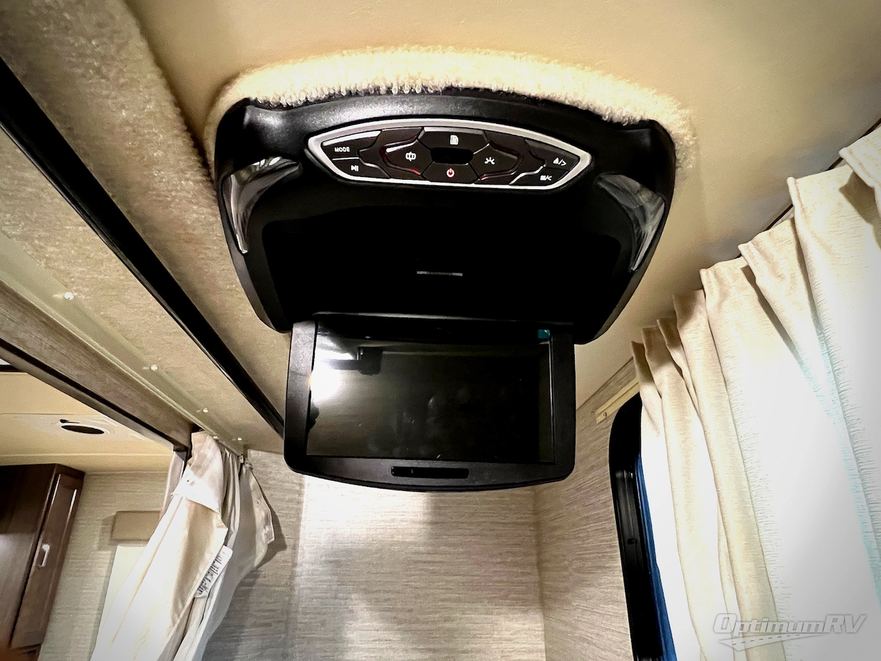 2020 Winnebago Vista 31B Photo 33