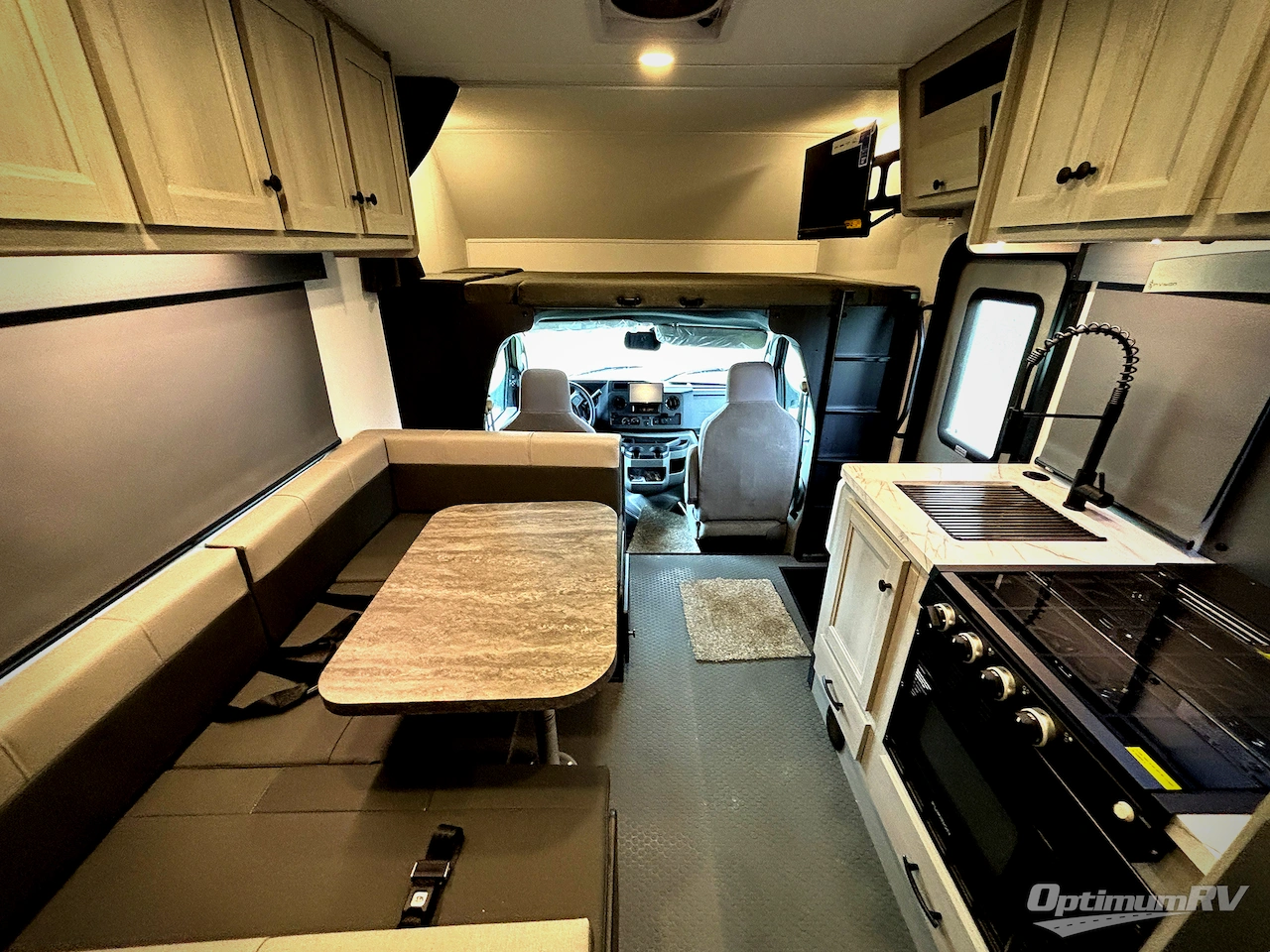 2027 Forest River Sunseeker 23504X4 Photo 5