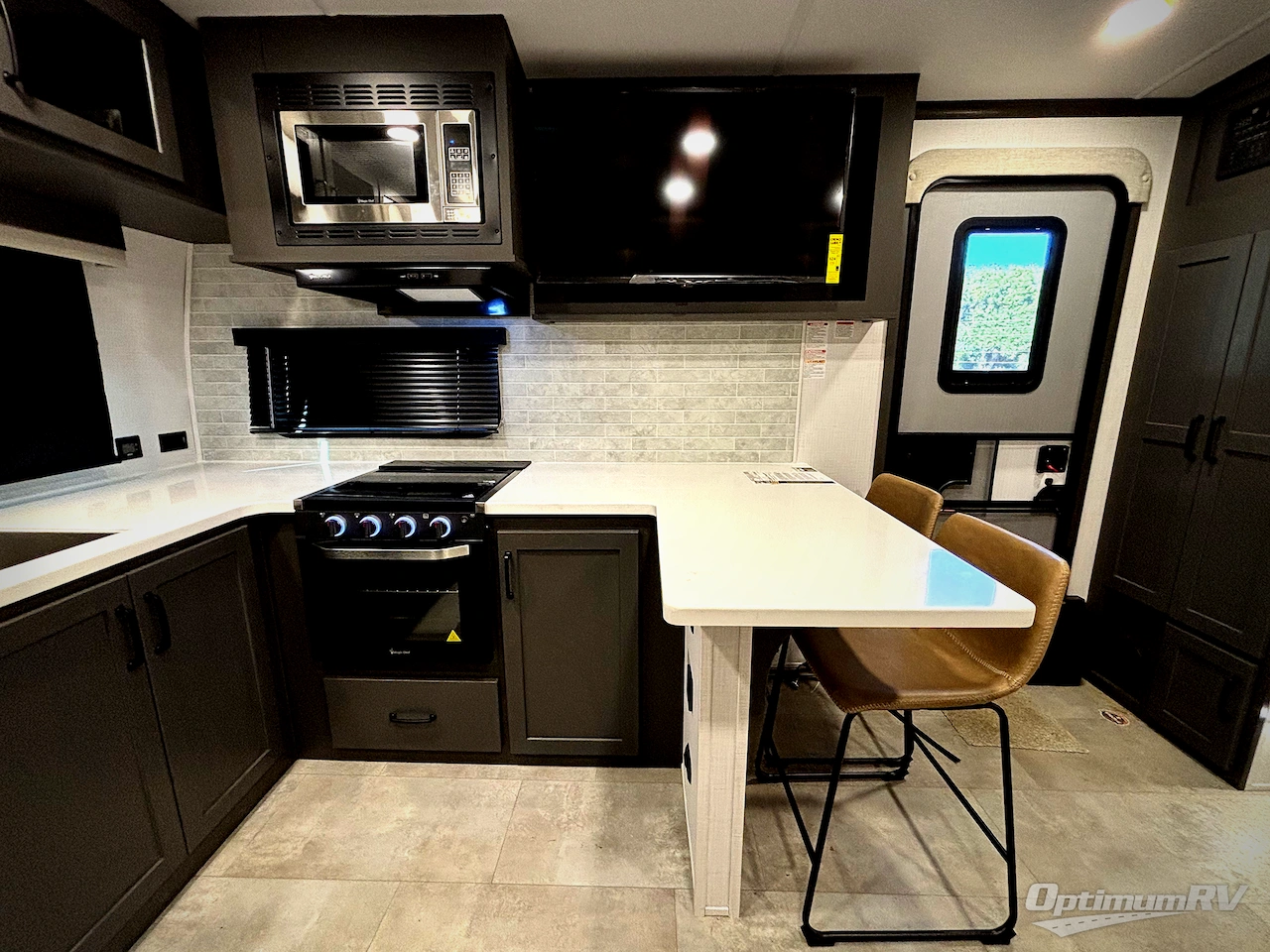 2025 Forest River Flagstaff Classic 826MBR Photo 7