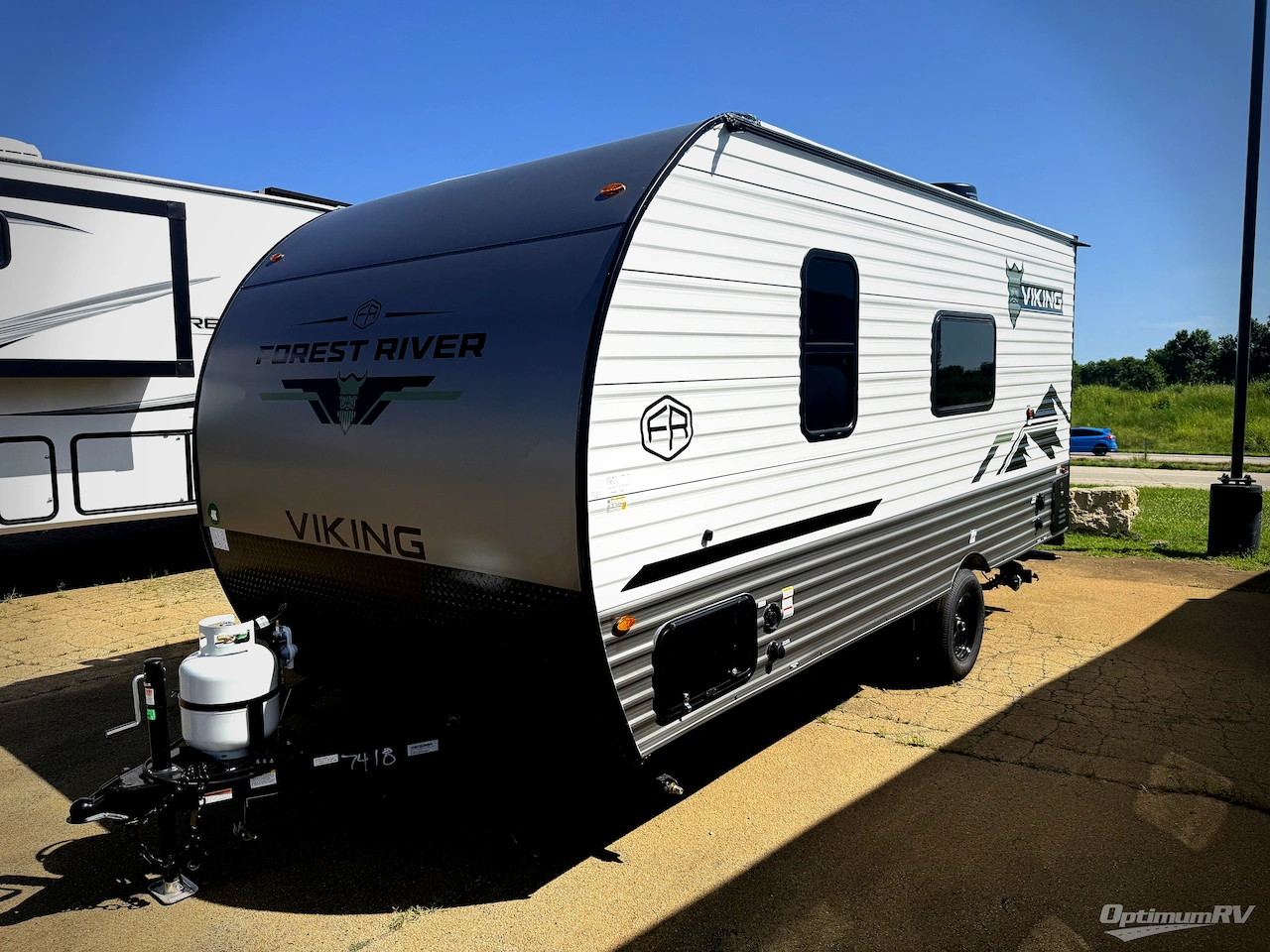 2026 Forest River Viking 4K Series 18FQ Photo 2