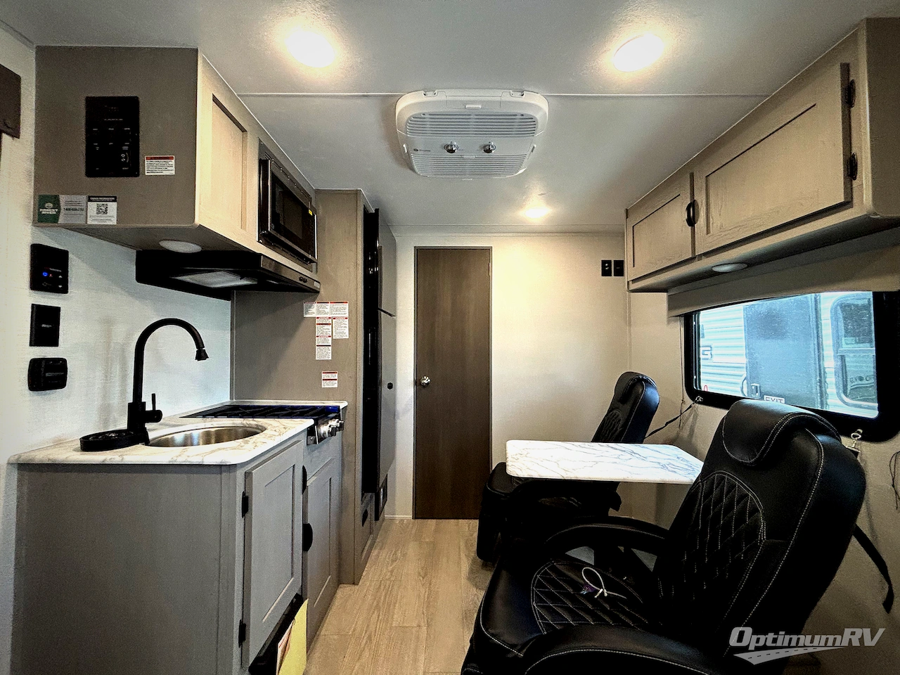 2026 Forest River Viking 4K Series 18FQ Photo 9