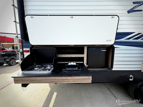 2020 CrossRoads Zinger ZR299RE RV Photo 4