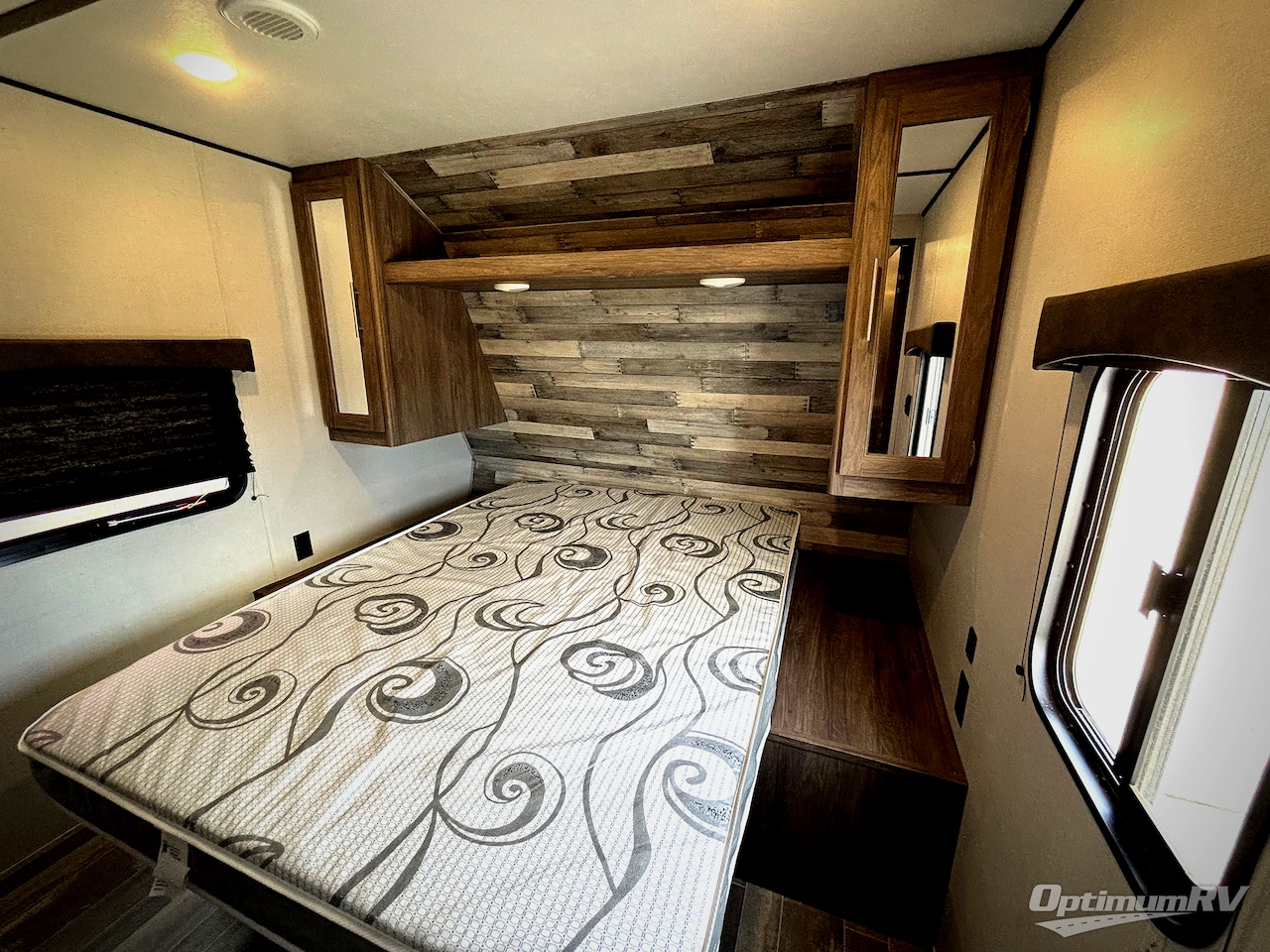 2020 CrossRoads Zinger ZR299RE Photo 12