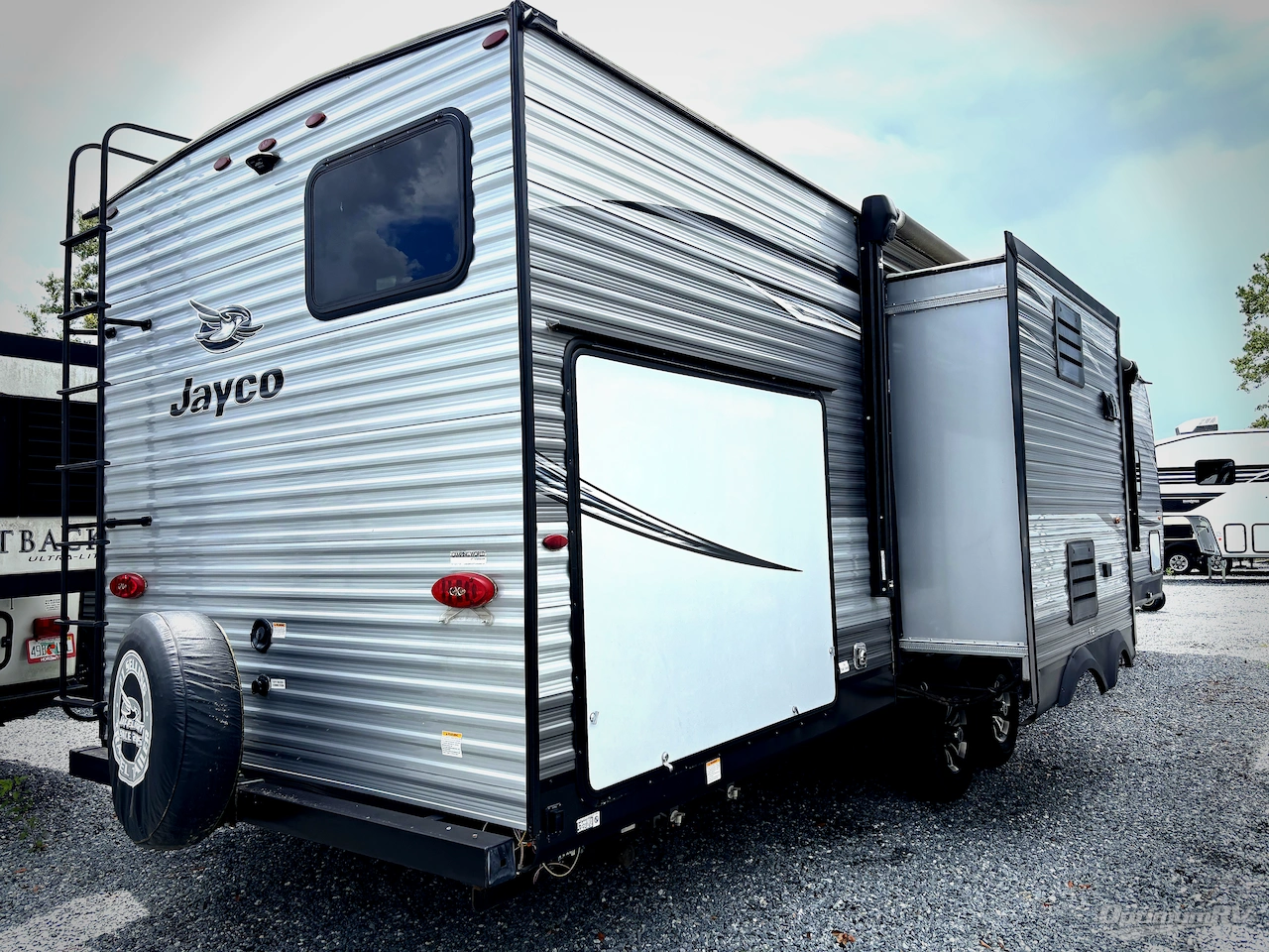 2020 Jayco Jay Flight 33RBTS Photo 2