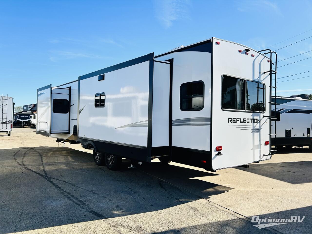 2025 Grand Design Reflection 315RLTS Photo 3