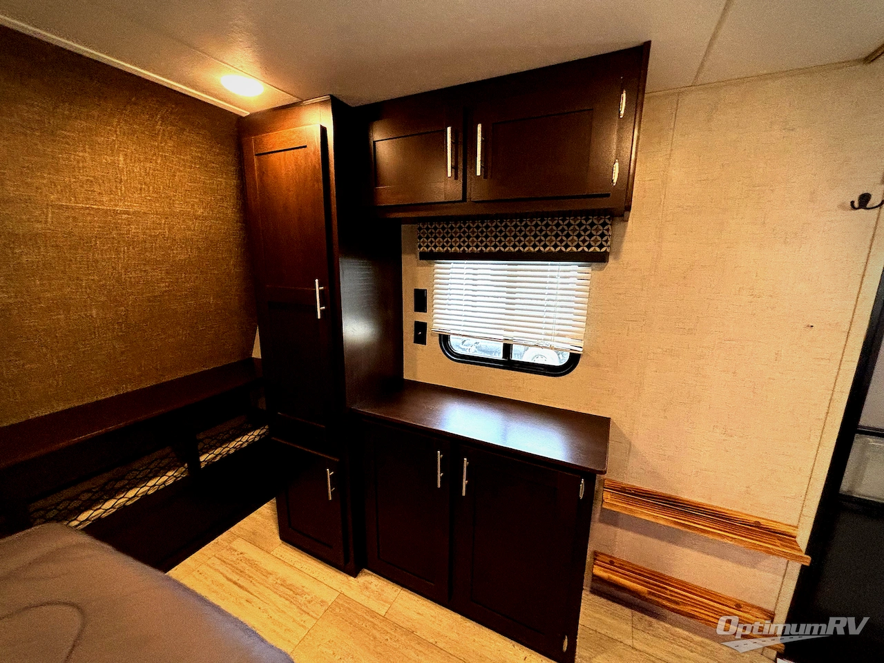 2018 KZ Sportsmen LE 282BHLE Photo 10