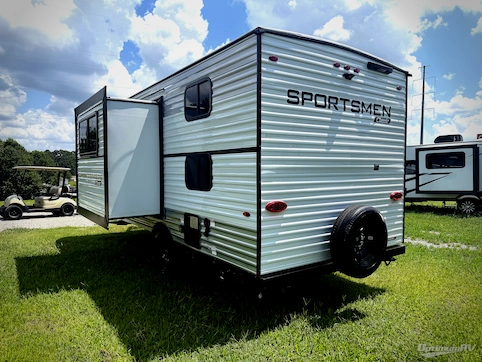 2026 KZ SPORTSMEN CLASSIC 181BH RV Photo 2