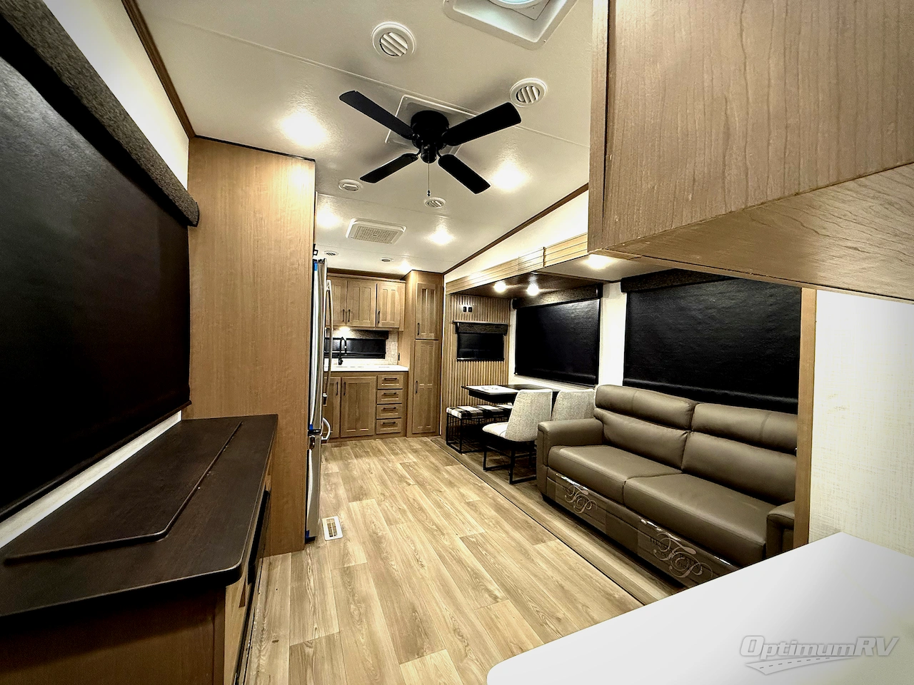 2025 KZ Durango 281RKD Photo 4