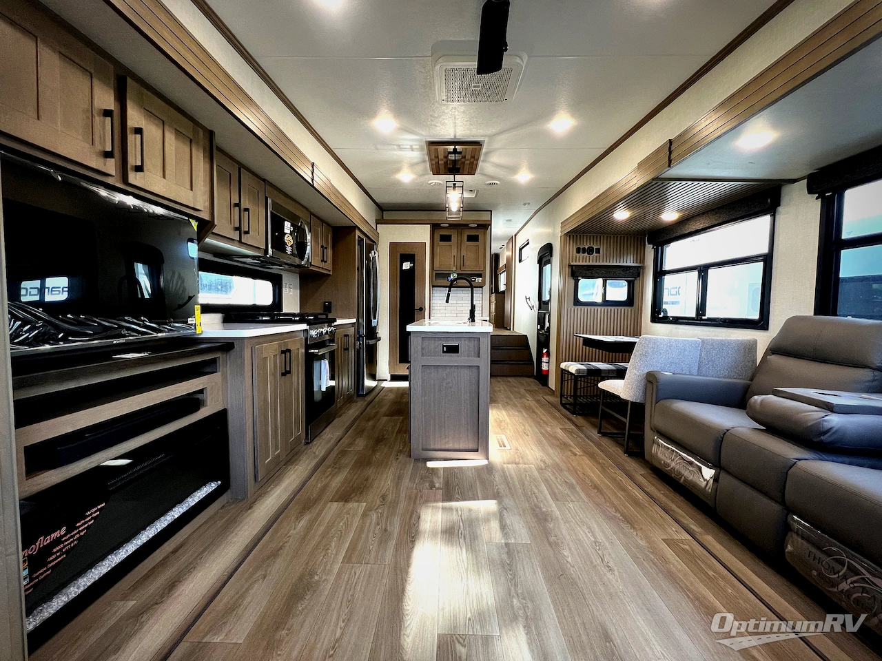 2025 KZ Durango D333RLT Photo 5