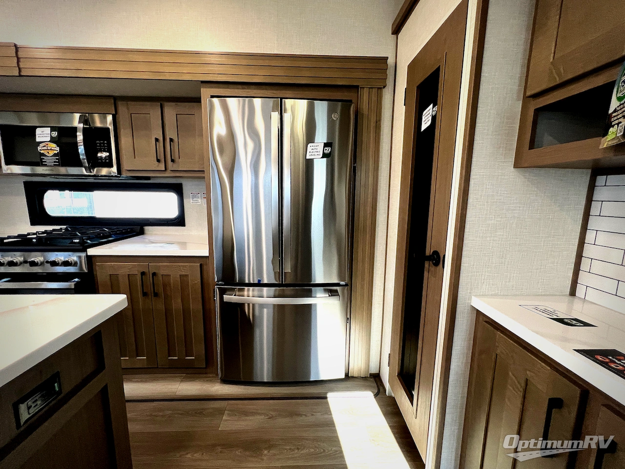 2025 KZ Durango D333RLT Photo 13