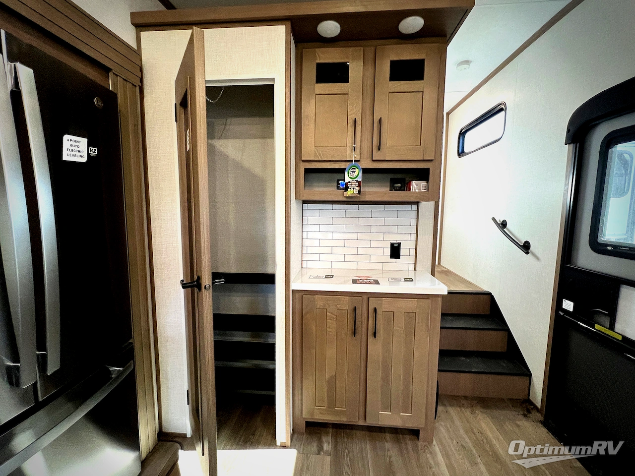 2025 KZ Durango D333RLT Photo 14