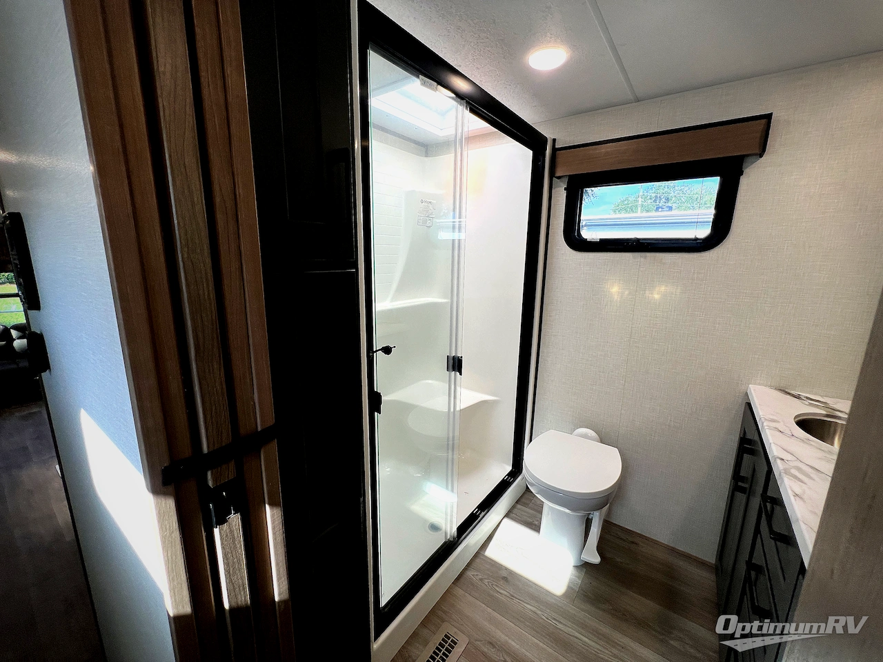 2025 KZ Durango D333RLT Photo 21