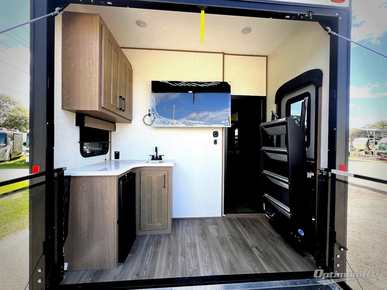 2025 KZ Durango D341RPT Photo 29
